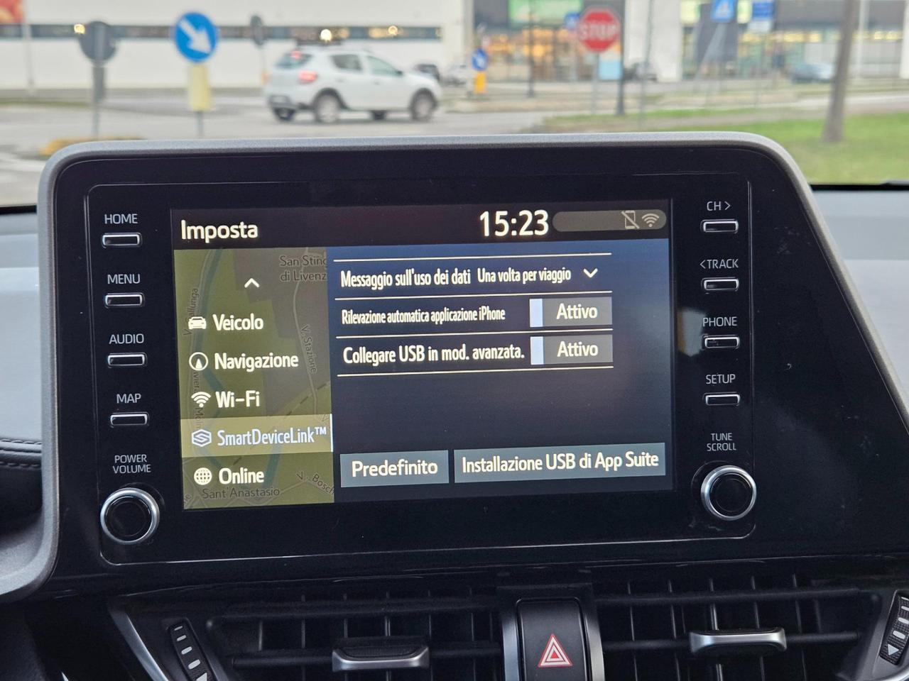 Toyota C-HR 1.8h Business e-cvt