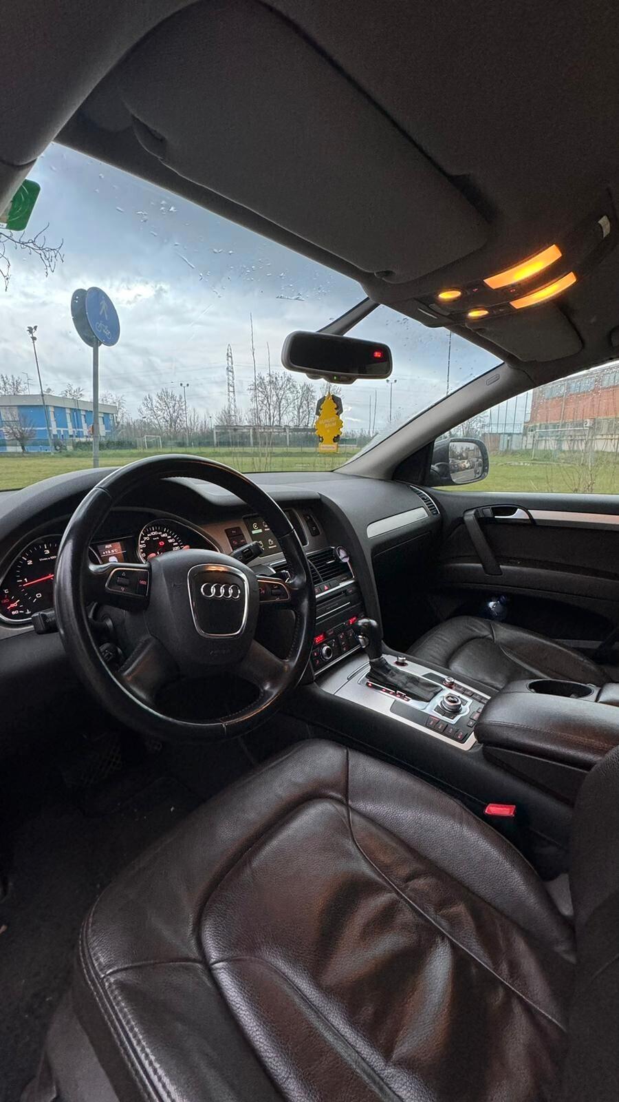 Audi Q7 3.0 TDI Business S-tronic 2009
