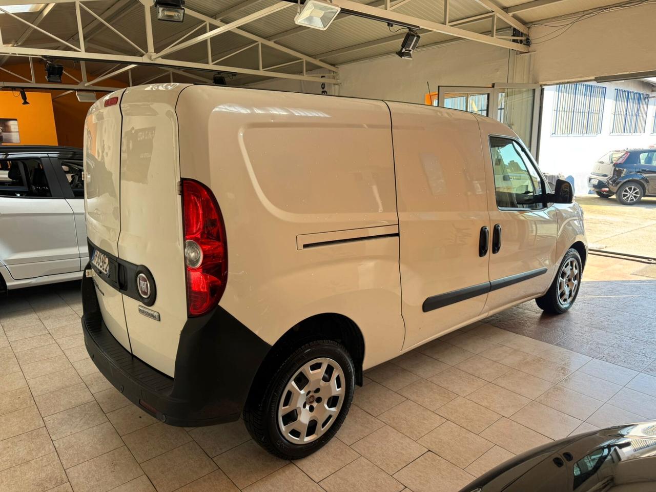 Fiat Doblo Doblò 1.6 MJT 105CV S&S PL-TN Cargo Maxi Easy
