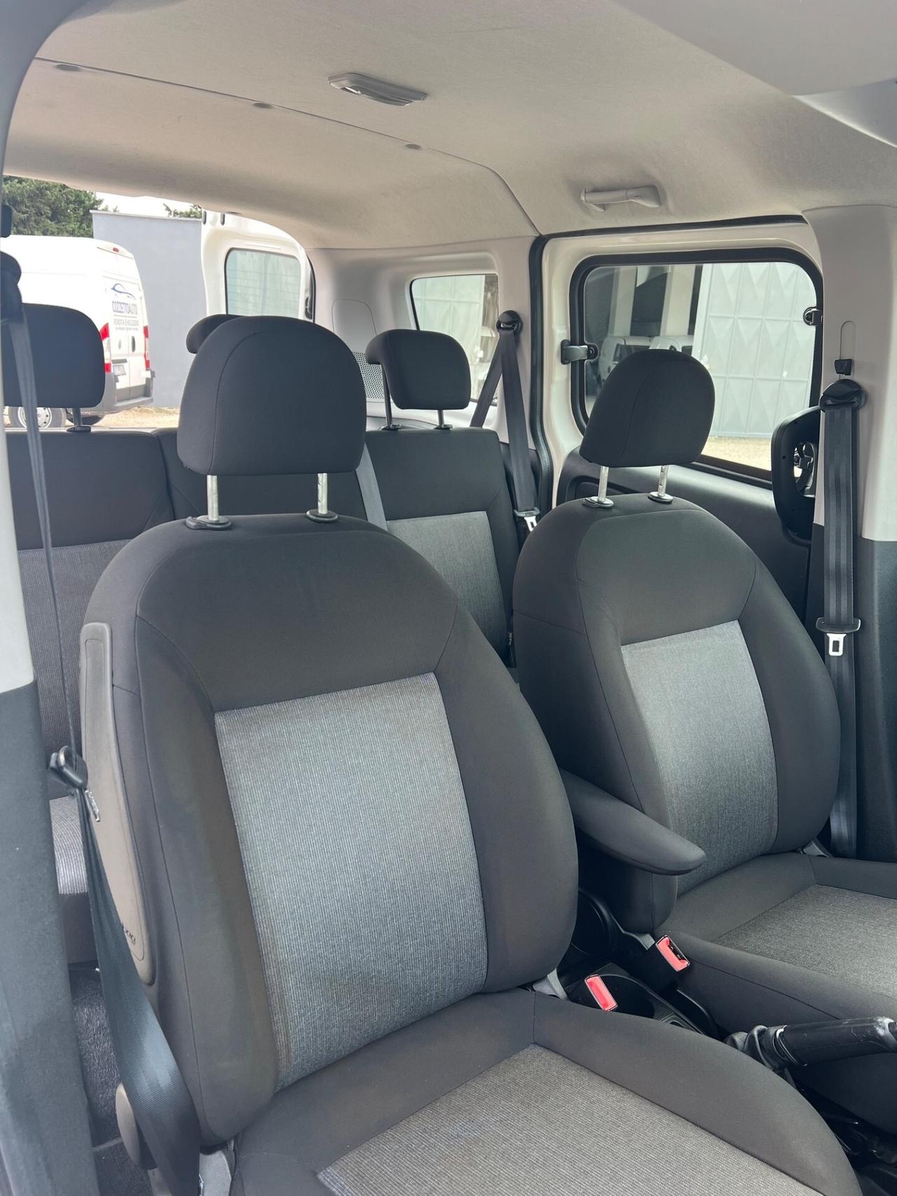 Fiat Doblo 5 post 1.3 autocarro diesel