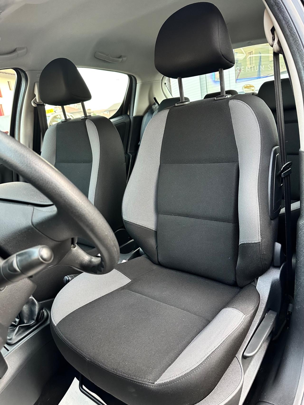 Peugeot 207 1.4Bz 8V 75CV 5p. X Line -Neopatentati