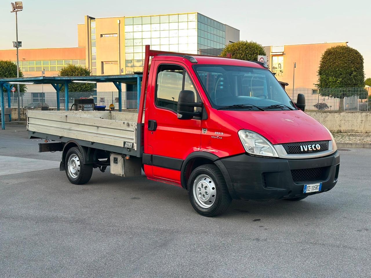 Iveco Dailly cassone fisso