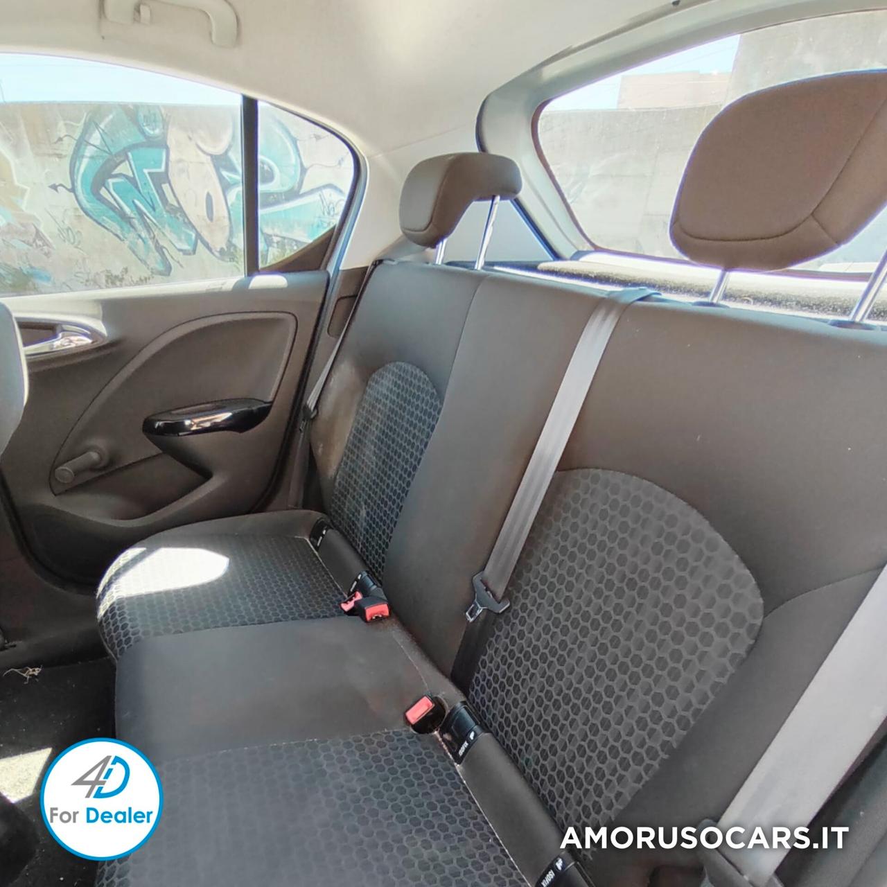 Opel Corsa 1.2 5 porte