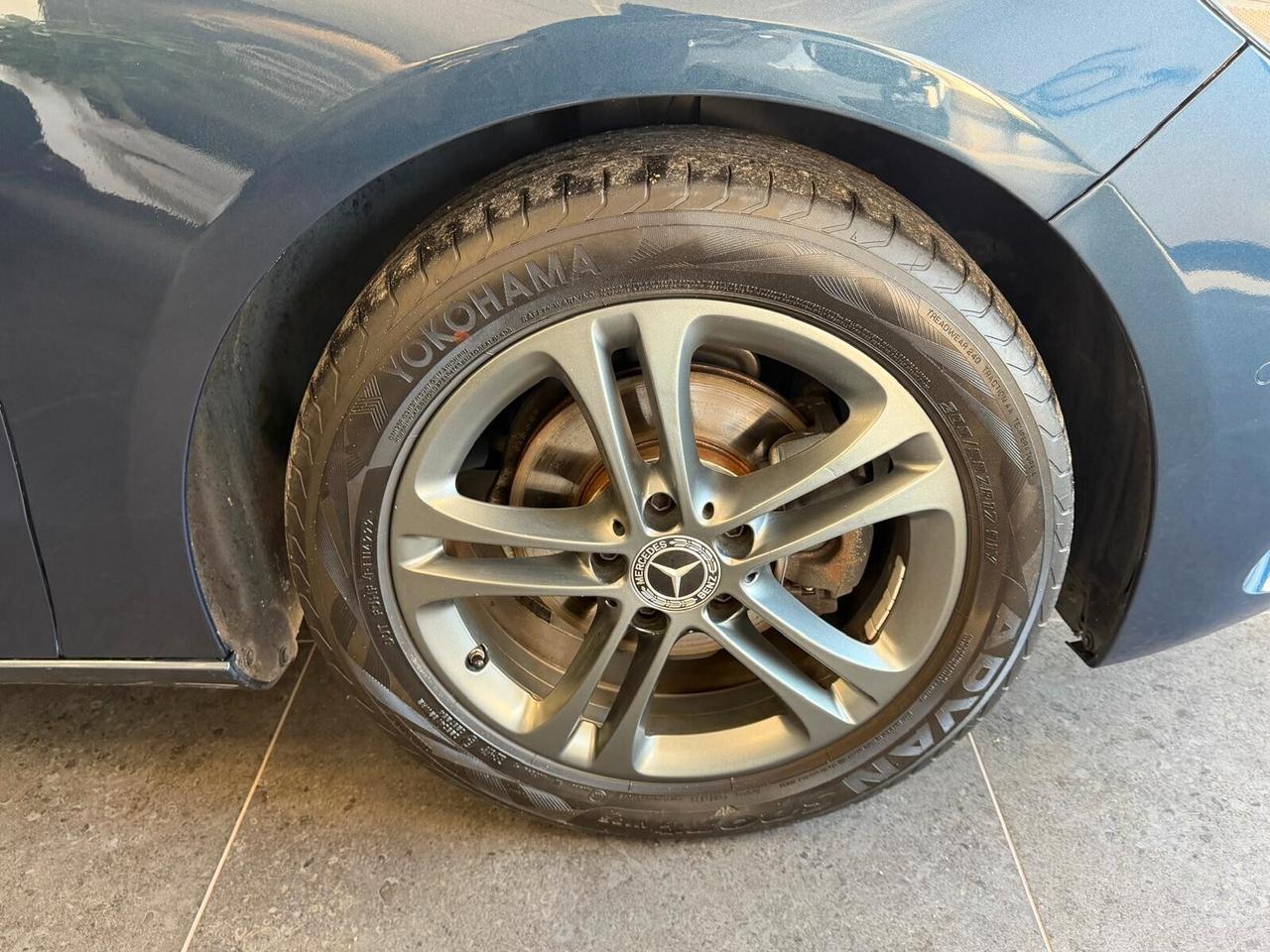 MERCEDES-BENZ CLASSE B180 SPORT 1.5 116CV PELLE NAVI CAM ANNO 2020