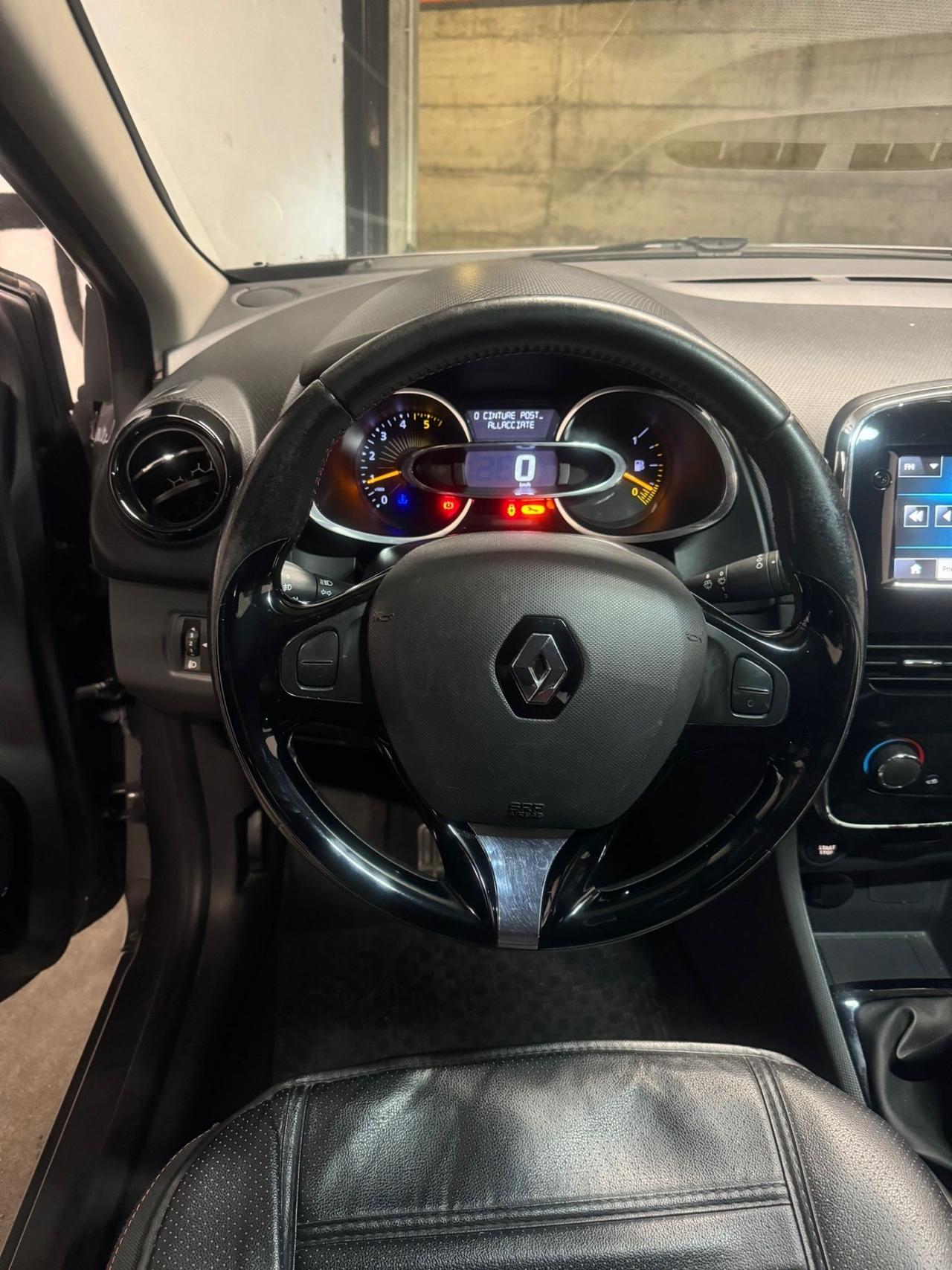 Renault Clio 1.5 dCi 8V 75CV 2013