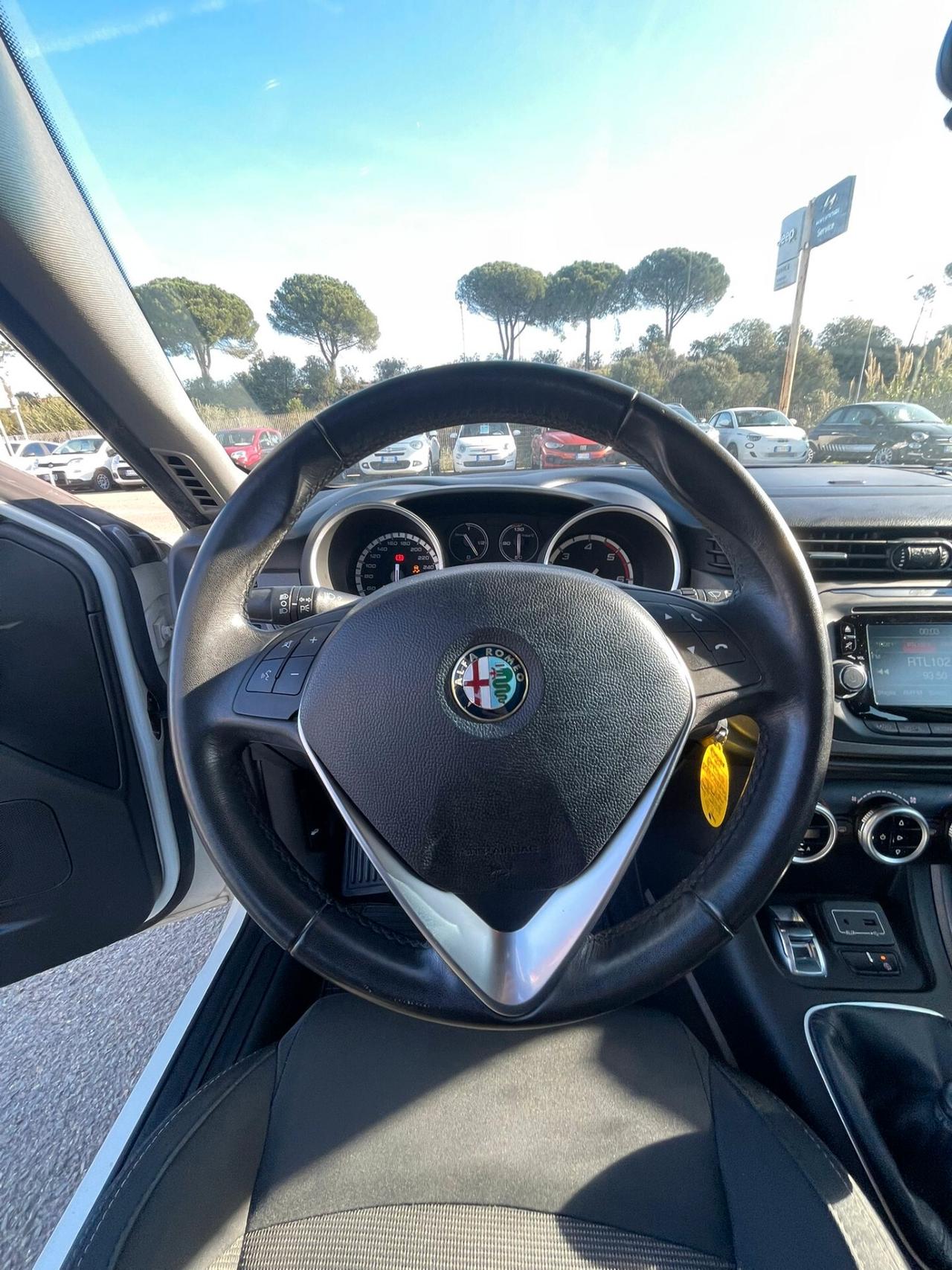 Alfa Romeo Giulietta 1.6 JTDm-2 120 CV Distinctive