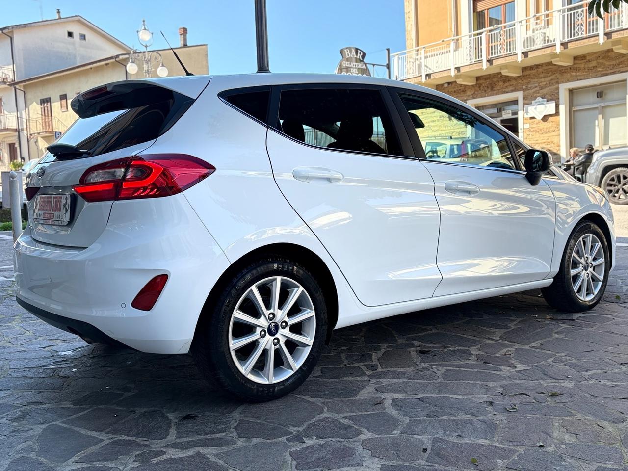 Ford Fiesta 1.5 EcoBlue 5P Titanium FULL/LED/NAV