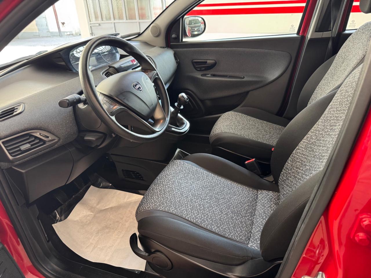Lancia Ypsilon 1.2 69 CV 5 porte S&S Elefantino Blu