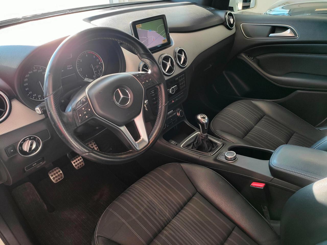 MERCEDES B 200 CDI - PREMIUM