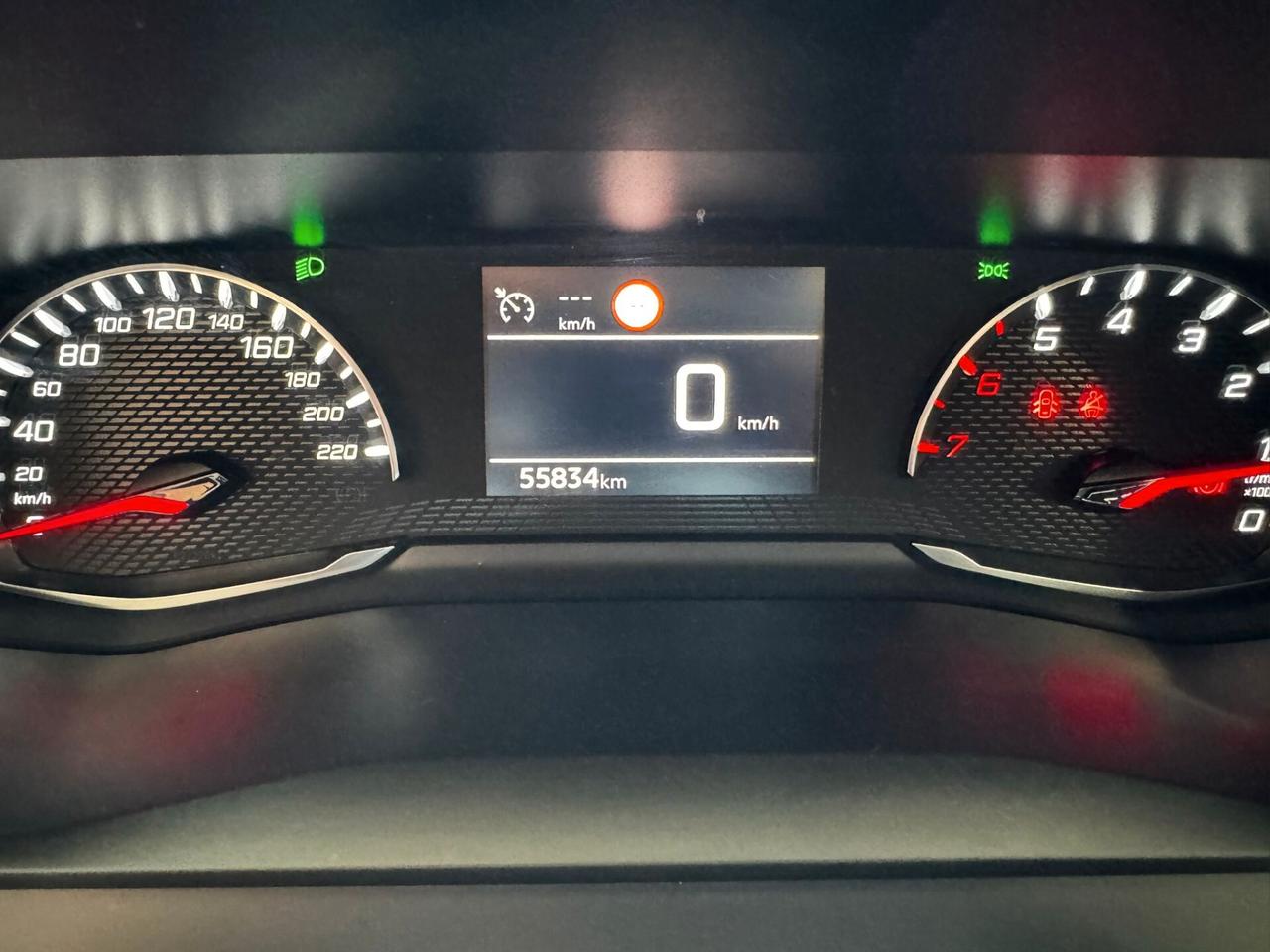 Peugeot 2008 PureTech 100 S&S Active