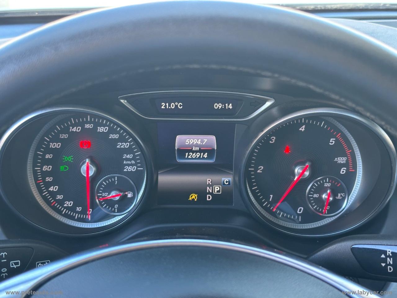 MERCEDES-BENZ GLA 200 d Automatic Premium NIGHT EDITION