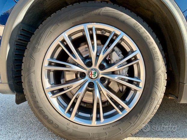 ALFA ROMEO Stelvio 2.2 TD 210 CV AT8 Q4 Super