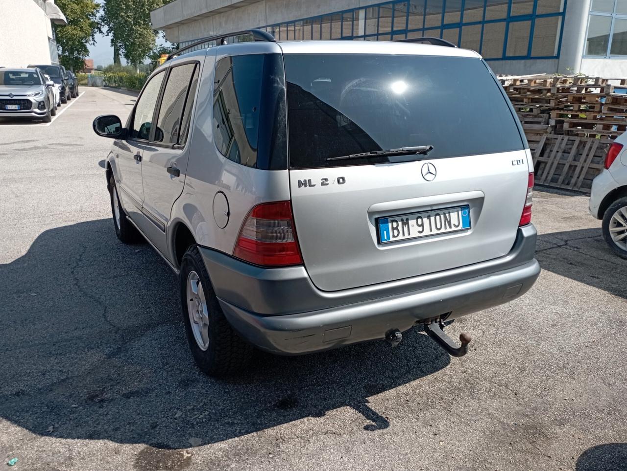 Mercedes-benz ML 270 7 POSTI