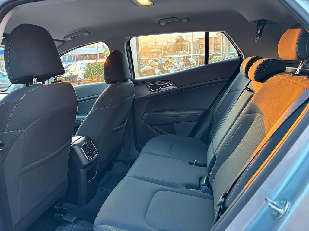 Kia Sportage 1.6 CRDi MHEV DCT 2024 / KM 38.000 Tua a solo 249 Euro al mese