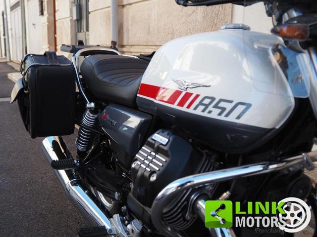 MOTO GUZZI V7 850 Special