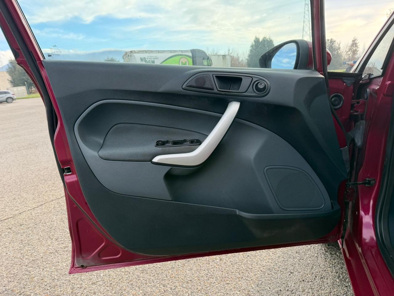 Ford Fiesta 1.2 82 CV 5 porte Titanium