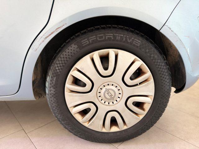 OPEL Corsa 1.2 5 porte .Cosmo