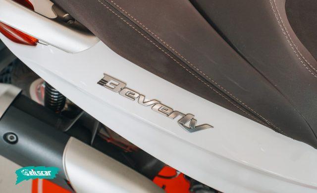 PIAGGIO Beverly 300 i.e. BEVERLY 300