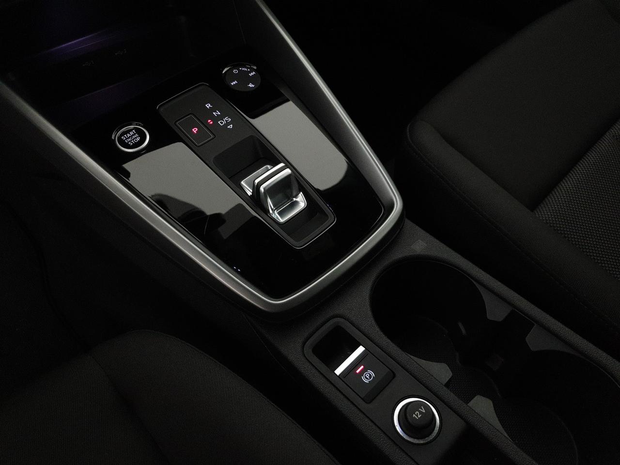 Sportback 30TFSI 116CV S tronic Business Advanced