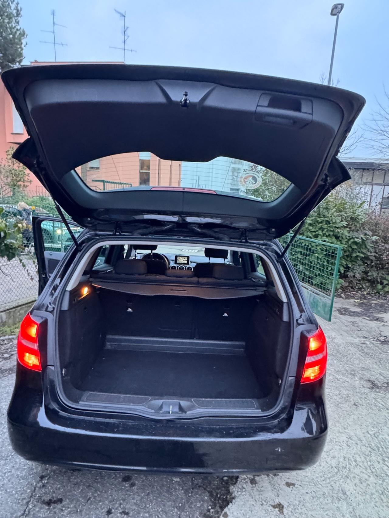 Mercedes-benz B 180 CDI Automatic Premium