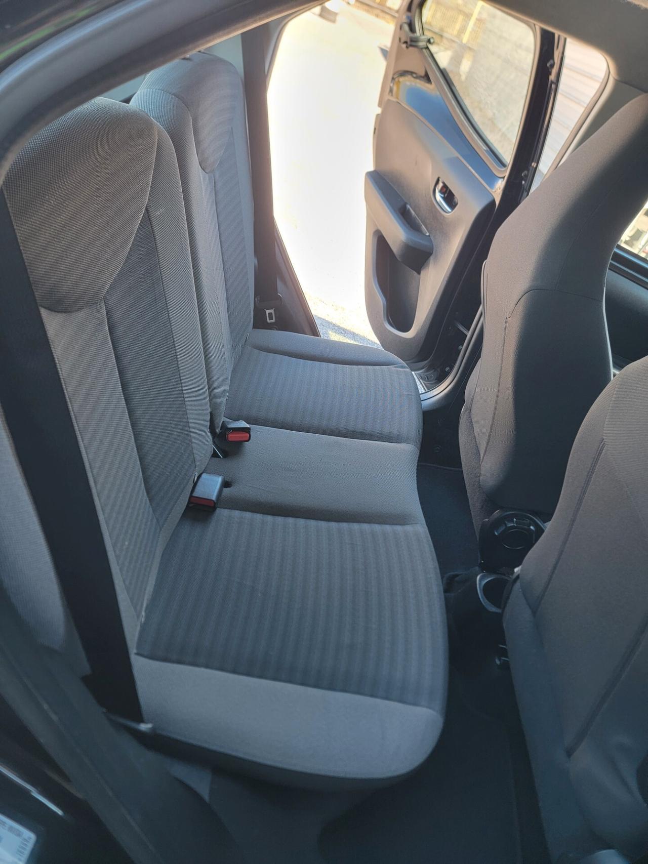 Toyota Aygo Connect 1.0 VVT-i 72 CV x-play MMT