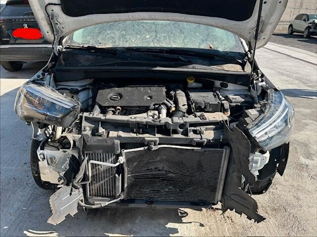 Opel Crossland 2022 1.5 ECOTEC D 110 CV Start&Stop Edition sinistrata incidentata