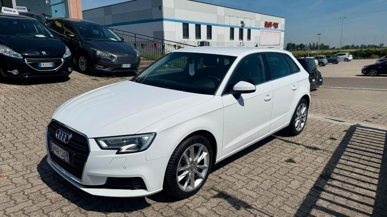 Audi A3 Sedan 1.6 D 30 TDI S tronic Admired 2019 NEOP
