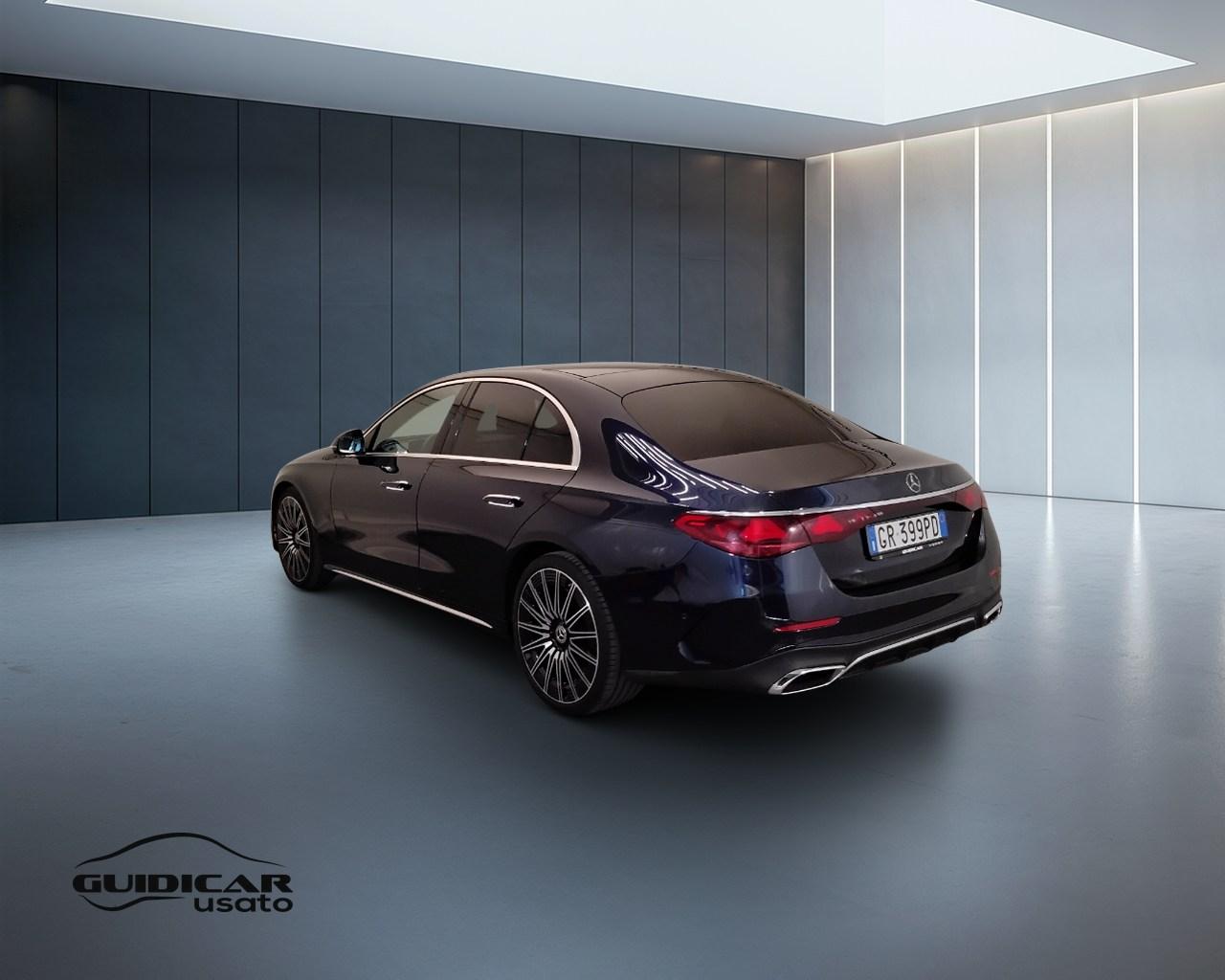 Mercedes-Benz Classe E- W214 Berlina - E 220 d AMG Line Premium auto