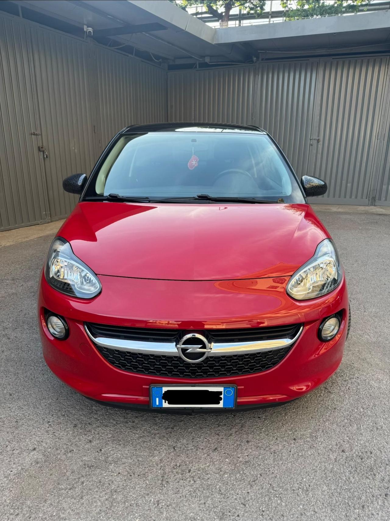 Opel Adam 1.2 70 CV