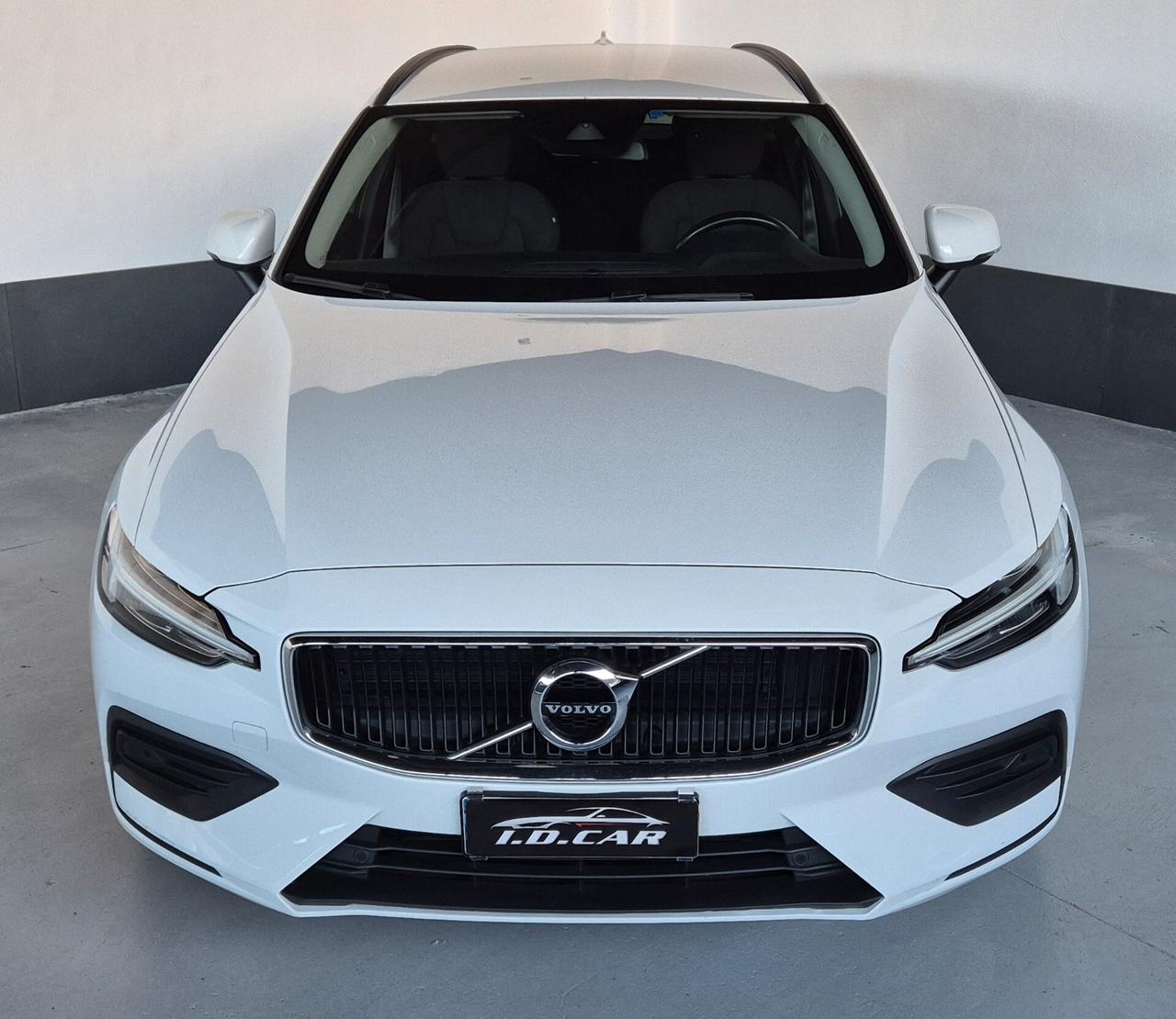 Volvo V60 B4 (d) Geartronic Momentum Business