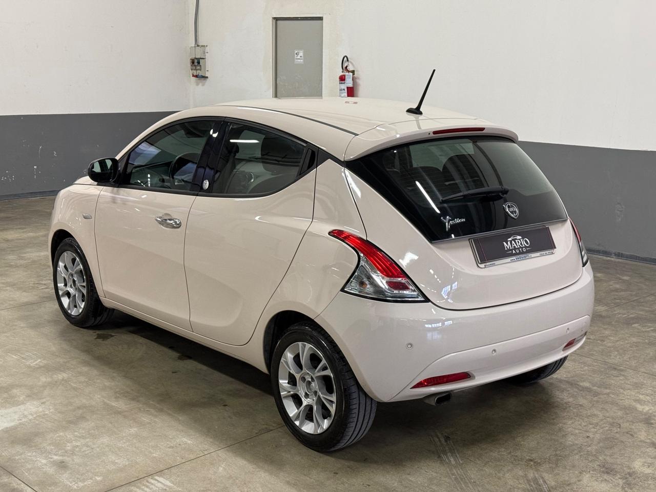 Lancia Ypsilon 1.2 69 CV 5 porte 30th Anniversary