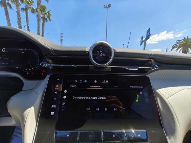 MASERATI GranTurismo V6 550 CV AWD Trofeo