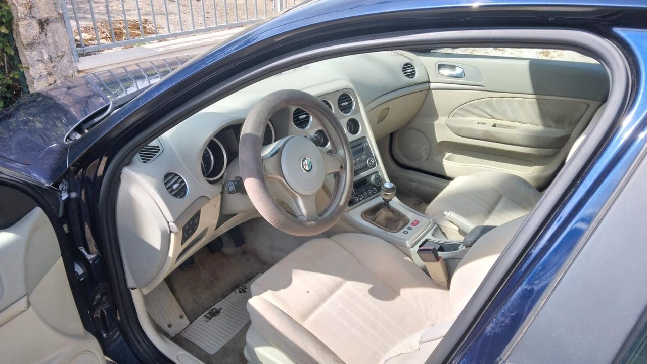 Alfa Romeo 159 1.9 JTDm Distinctive