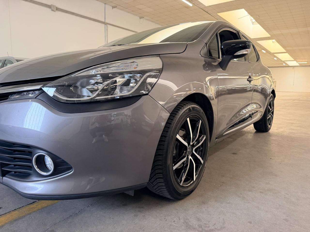 Renault Clio 1.2 75CV 5 porte Life