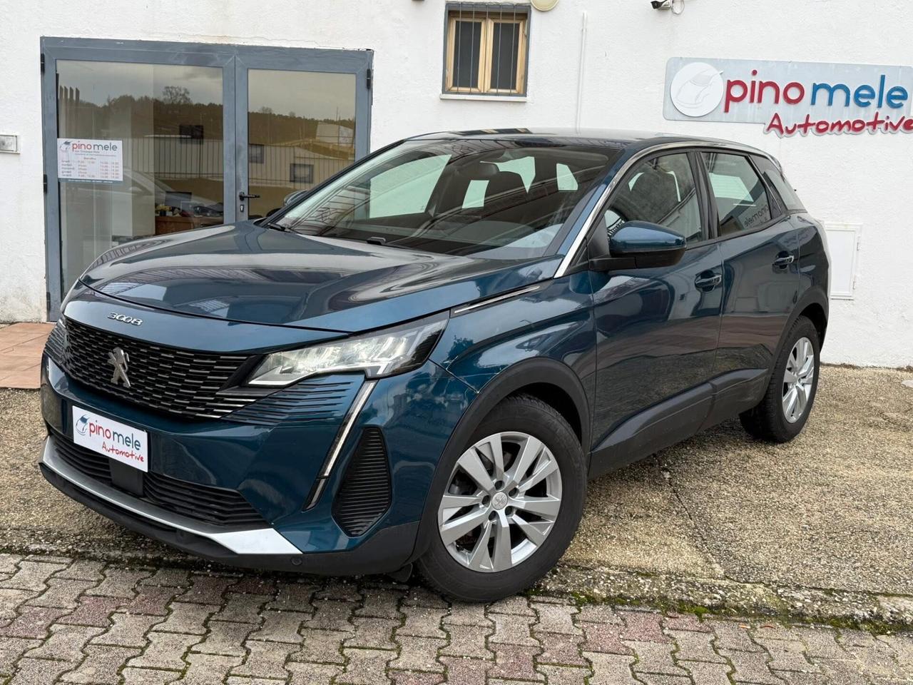 Peugeot 3008 BlueHDi 130 S&S EAT8 Active Pack