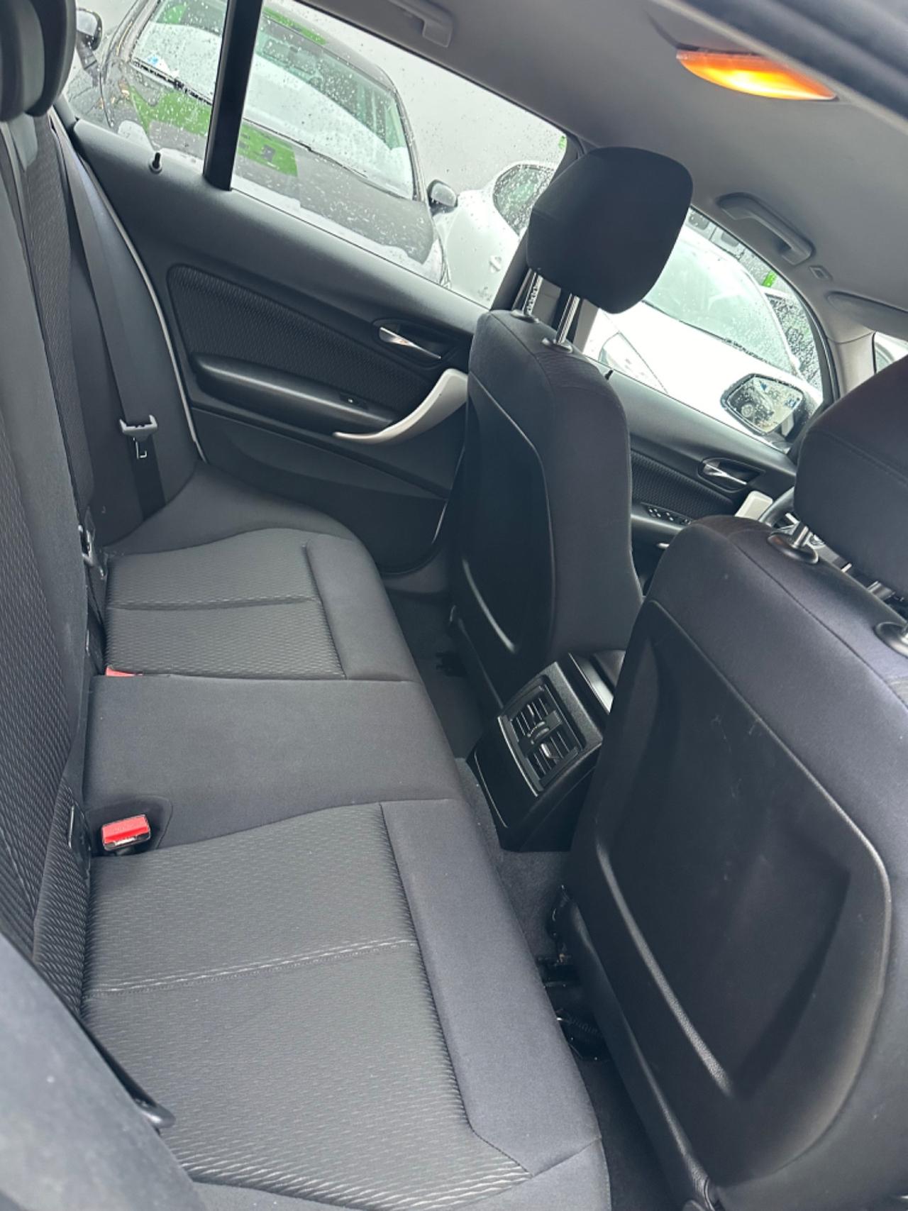 Bmw serie 1 2.0 116cv ADATTA A NEOPATENTATI