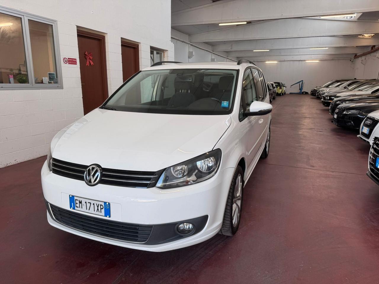 Volkswagen Touran 1.6 TDI DSG Comfortline NEOPAT