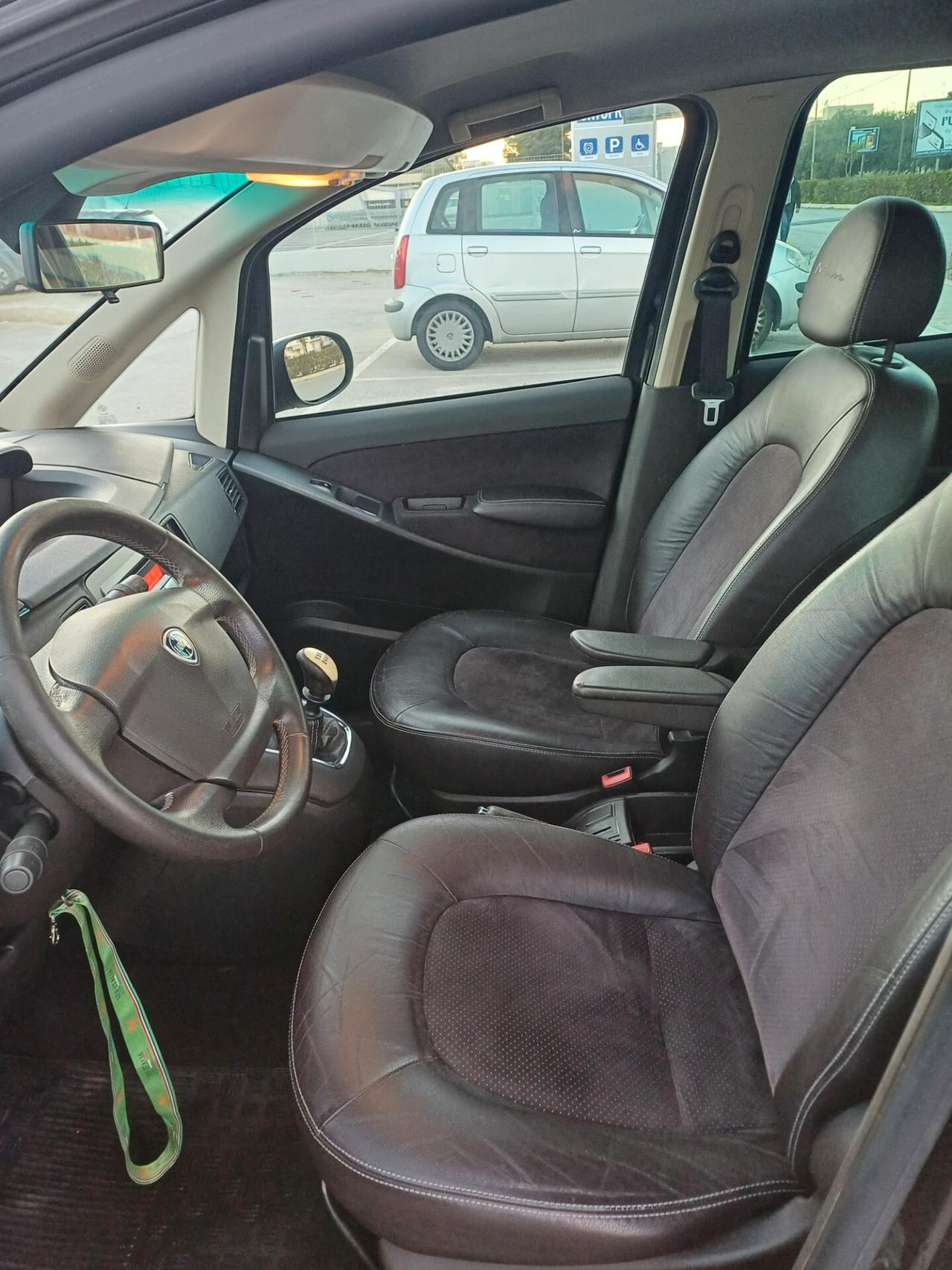 Lancia MUSA 1.4 8V Ecochic (GPL) 5th Avenue