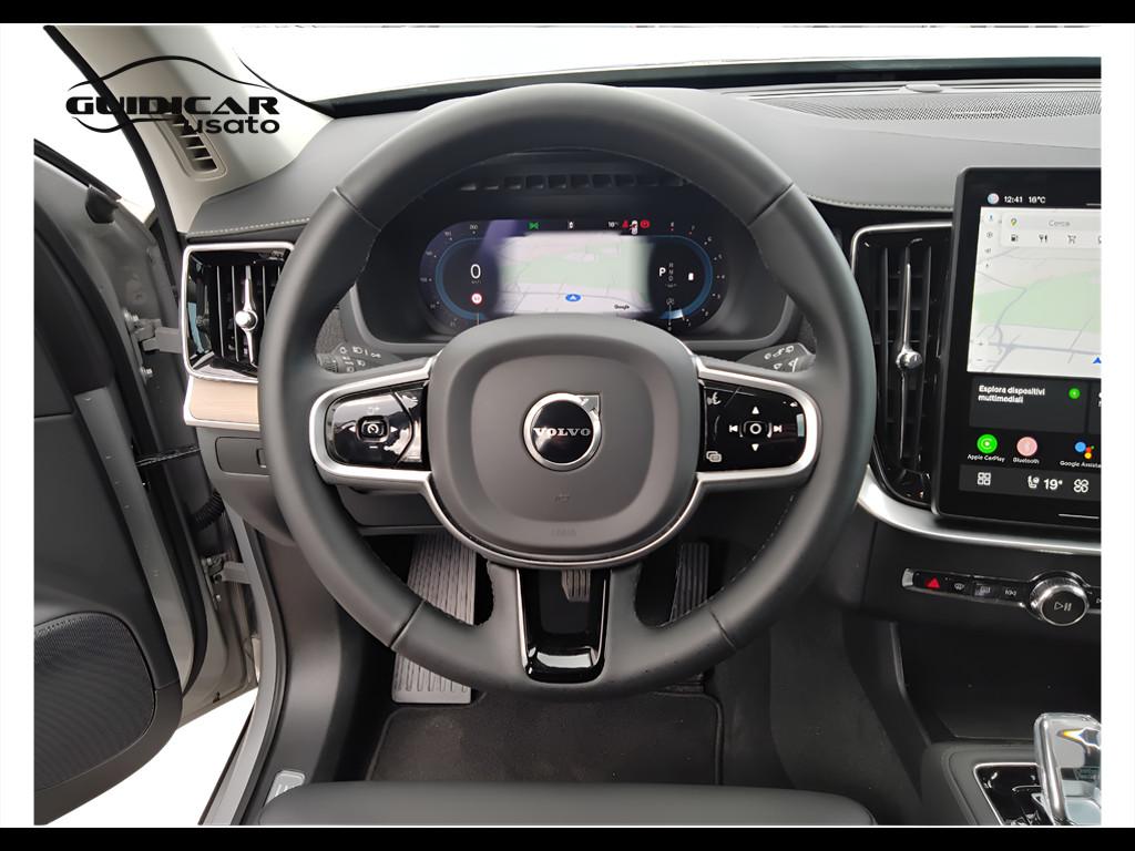 VOLVO XC90 II 2025 - XC90 2.0 b5 mhev Plus Bright awd 7p.ti auto