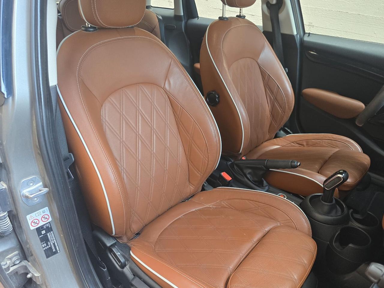 Mini 5p 1.5 One 102cv automatica / pelle totale -OK NEOPATENTATI