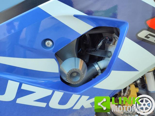 SUZUKI GSX R 600 r600