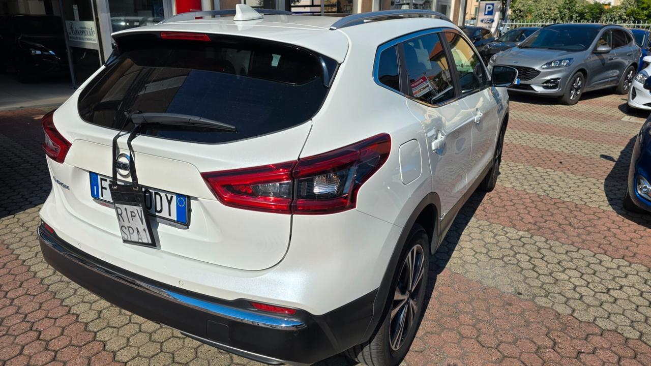 Nissan Qashqai 1.2 DIG-T N-Connecta