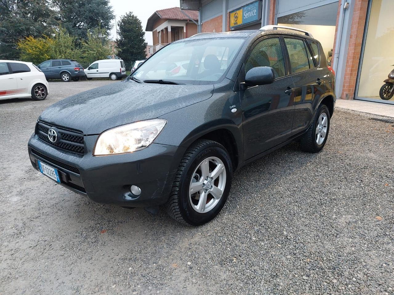 Toyota RAV 4 RAV4 2.2 D-4D 136 CV Sol UNICO PROPRIETARIO