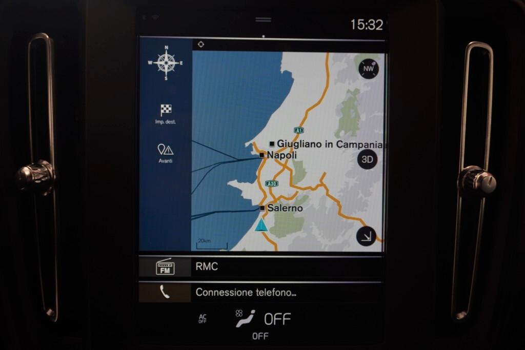 VOLVO XC40 2.0D D3 150CV 6M. BUSINESS ( FARI LED - COCKPIT - CRUISE - NAVI - SENSORI POST. - TELECAMERA POST. )