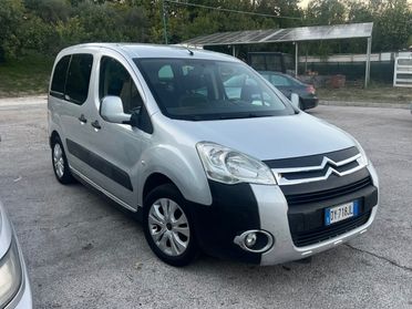 Citroen berlingo 5posti 1.6 HDi gancio traino Neopatentati