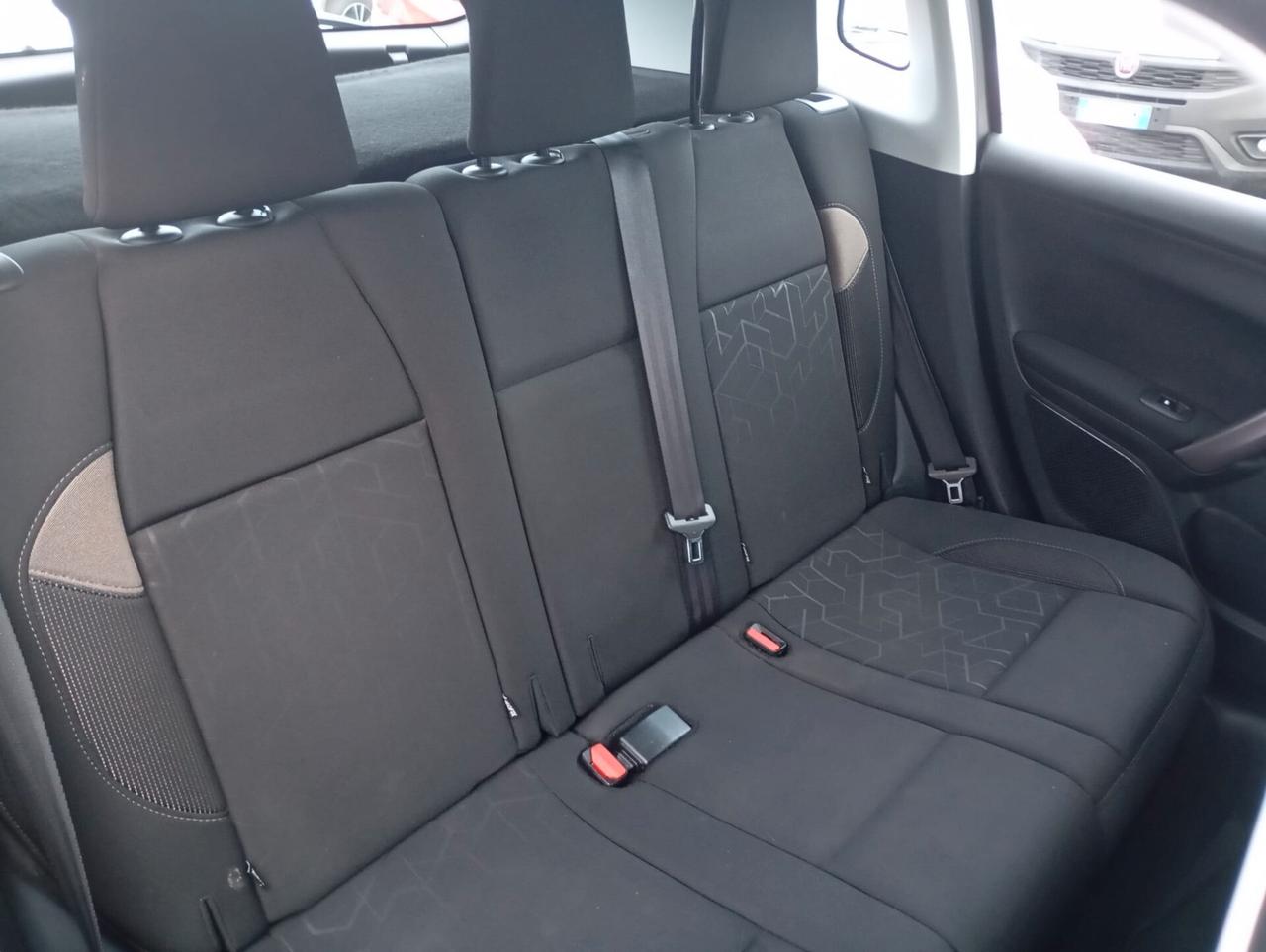 Peugeot 2008 1.4 HDi 68CV Active