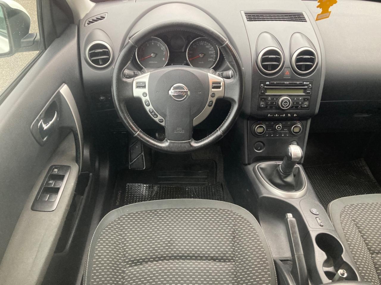 NISSAN QASHQAI 1.6 BENZINA/GPL (DA VETRINA)