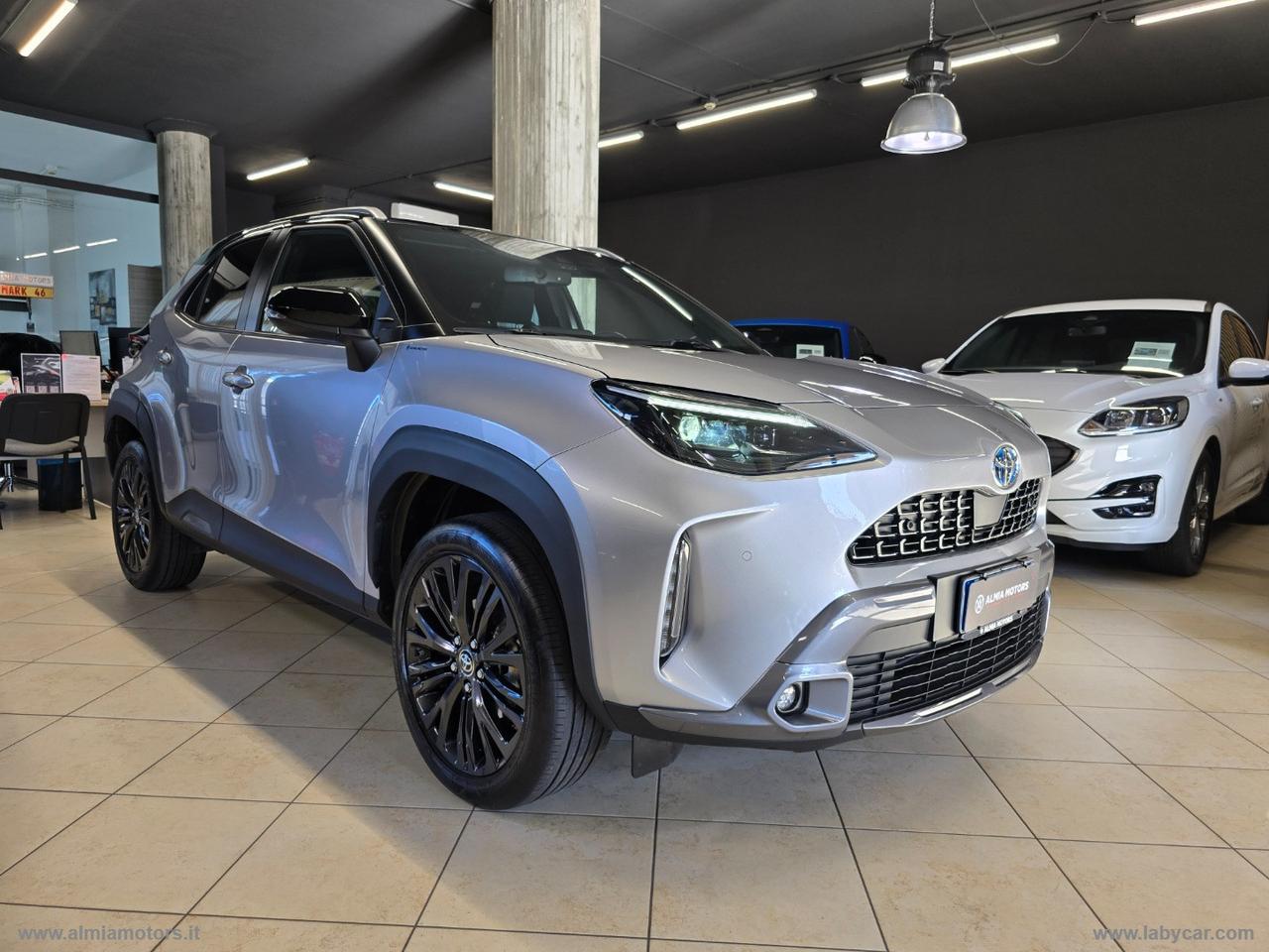 TOYOTA Yaris Cross 1.5 Hybrid 5p. E-CVT Advent.