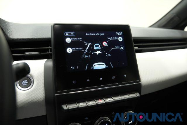 RENAULT Clio TCE 90 CV 5 PORTE TECHNO NEOPATENTATI
