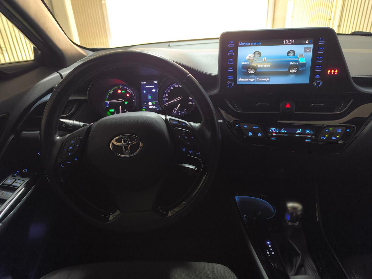 Toyota C-HR 2.0 Hybrid E-CVT Morebusiness
